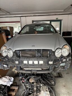 Mercedes CLK 350 Benzin - Facelift    Rok 2009