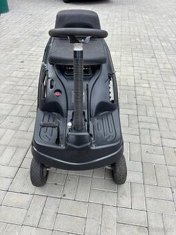 Zahradní trakturek RIDER 6100E