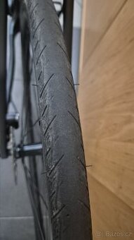 Pláště Pirelli Cinturato Road 622x32 na 28 palcové kolo