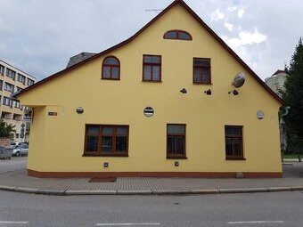 Prodej občanské vybavenosti v centru Nové Paky Svatojánská