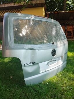 VW Touran 2005 ( zadní dveře )