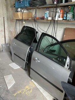 Ford Focus dveře