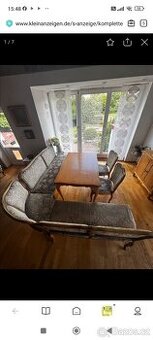 Krásný starožitný nábytek Chippendale