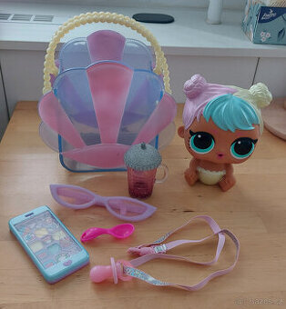 Panenka L.O.L. Surprise