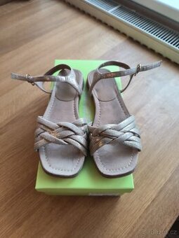 Dámské / dívčí sandály zn. Graceland vel. 37
