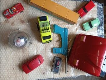 Kdn,Monty systém... retro hračky