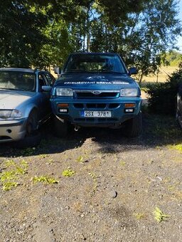 Ford mawerick..Nissan terrano 2.7 td