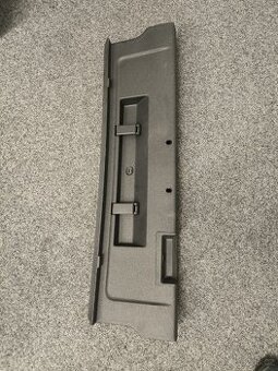 Škoda Superb III 3. Kryt nosiče zámku