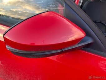 Zrcátko škoda Octavia3 ,6 pin červené a bilé