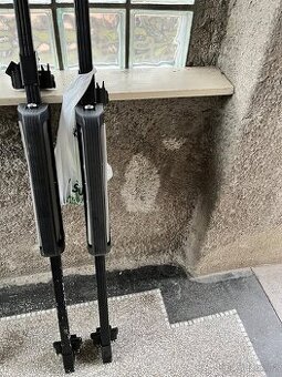 Příčníky Fe Hakr Fabia + držáky lyží Filson