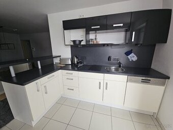 Kompletní kuchyně SCHREINER vč. spotřebičů