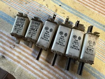 Nožové pojistky keramické 500V 40/50/80/100A