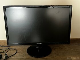 Samsung monitor 22,5” - 1