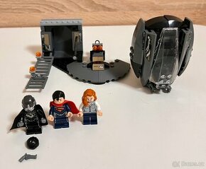 Lego Super Heroes 76009 Superman - únik z Black Zero