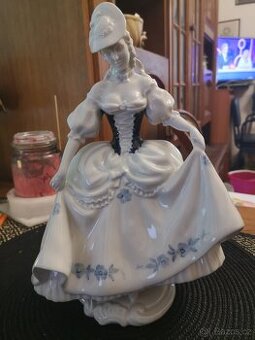 porcelánová soška Dux