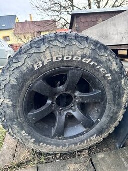 Pneu z diskama 245/70 r16 BF goodrich all terrain