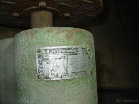 převodovka s elektromotorem - 1