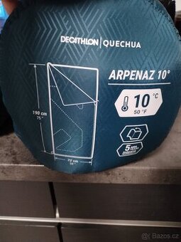 Kempingový spací pytel Arpenaz 10°