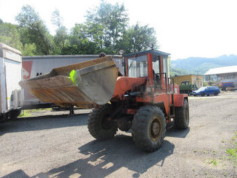 NAKLADAČ ZTS UNK 320 - NAKLADAČ ZTS UNK 320 -