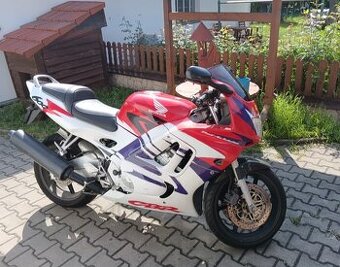 Motorka Honda CBR 600F nové svíčky