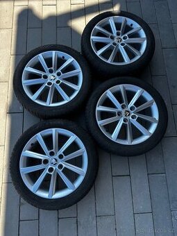 Alu kola 5x112 r17 s pneu (titr)