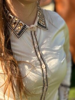 Western show halenka L