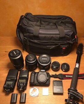 Sada profesionálního fotoaparátu Canon EOS 6D s velkým balen