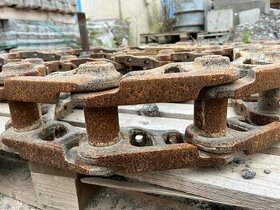 Prodám na bagr ocelový řetěz - 39 článků - 1