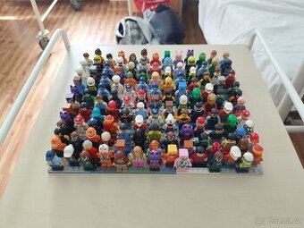 Lego 125 figurek