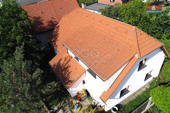Prodej 1/2 rodinného domu, 120 m², Křenice, ul. K Návsi