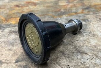 Deckel FP1, FP2 - záslepka horizontálního vřetena.