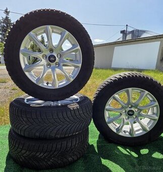 Pěkná zimní sada Ford MONDEO MK5 16" 5x108 pneu 215/60/16