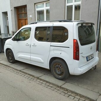 Zánovní Opel combo