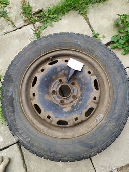 Zimní pneu 175/65R14