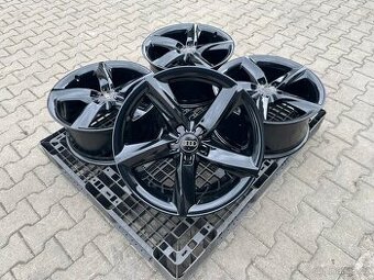 Audi A8, Audi A7, kola 19"