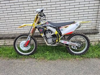 Suzuki RMZ 450 - 1