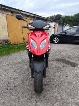 Prodám skútr KYMCO DJ 125S - 1