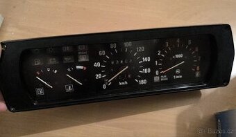 Prodám přistrojovou desku ze Škody 120 - 1