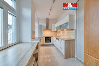 Prodej bytu 3+1, 92 m², Mariánské Lázně, ul. Hlavní třída