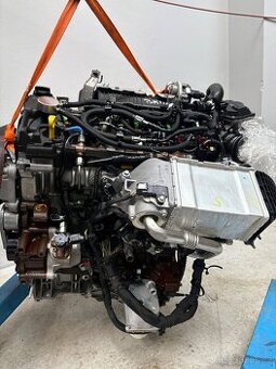 Motor Ford Transit 2.0 EcoBlue 16.000km Top