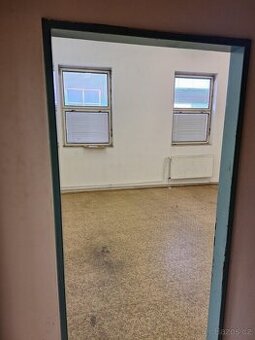 Pronájem skladových prostorů