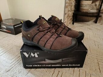 Volnočasová a pracovní obuv VM