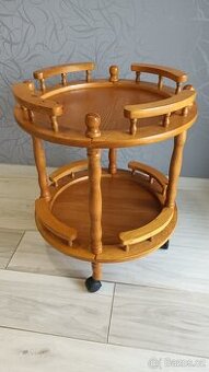 Rustikálni barový stolek