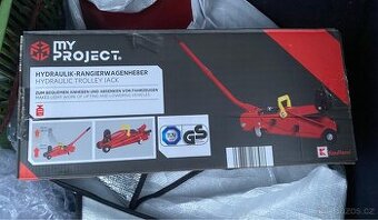 Hydraulický zvedák 2T