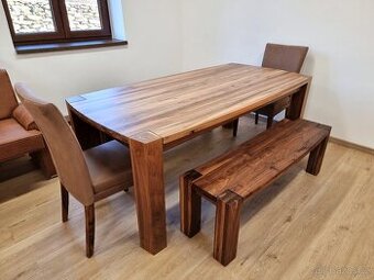 Sleva - Nový jídelní set americký ořech masiv 100x200 cm