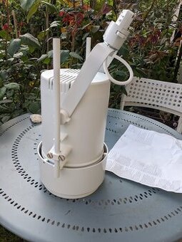 Nová lampa, světlo např. do interiéru nebo třeba i ateliéru