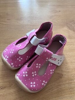 První boty Fare bare