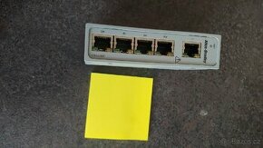 Allen-Bradley Stratix 2000 1783-US5T Switch