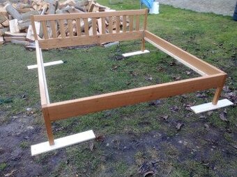 Manželská dubová postel