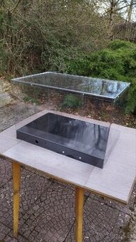 Vitrínka třeba na model auta nebo Lega.